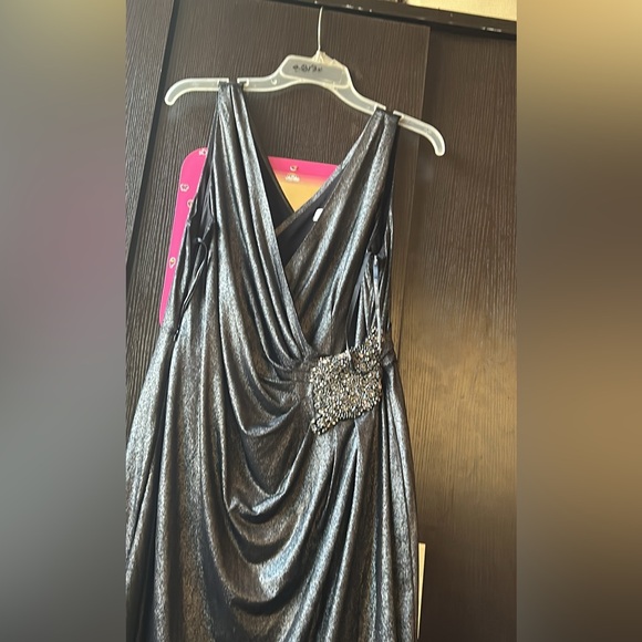 Calvin Klein dress size 12 nice color gun metal black metallic  cleaver cleavage - Picture 14 of 17